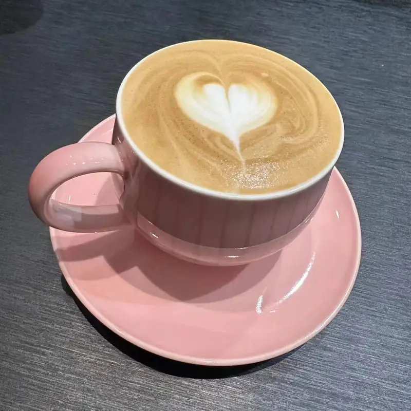 Como a crema non láctea para café pode mellorar a innovación en bebidas modernas?